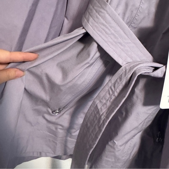 🆕 Lululemon RARE See Me Ride Poncho - Lavender Grey - Picture 4 of 11